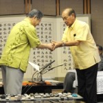 Defense Minister Kitazawa meets Governor to emphasize the policy to relocate the Futenma facilities to Henoko