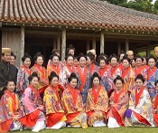 Students complete a course in Okinawan traditional dress-fitting and hair-arrangement