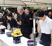 Memorial service held for victims of Tsushima-Maru tragedy