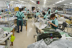 Shipping volume of kariyushi shirts expected to exceed 400,000 items in 2013