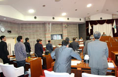 Nago Council adopts statement protesting against Governor's approval of Henoko landfill