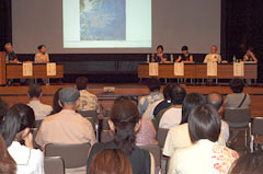 Symposium promoting friendly Japan-China relations through languages held in Okinawa