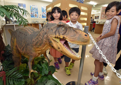 Worldwide figure company Kaiyodo holds an exhibit in Okinawa