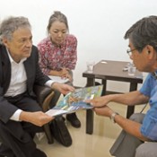 Okinawa reversion’s key negotiator meets Nago Mayor in Okinawa 