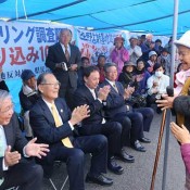 Newly elected House of Representatives members report their victories to residents’ sit-in Henoko