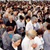 People renew their commitment to create peace on 70th anniversary of Battle of Okinawa  