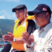 Peace prayers for Tsushima Maru Victims at Memorial Service on the Ocean