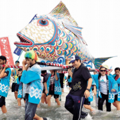 Residents wish for safe navigation and a good season’s fishing at Sanguwacha in Uruma