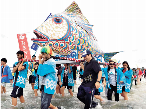 Residents wish for safe navigation and a good season’s fishing at Sanguwacha in Uruma