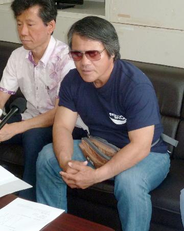 Okinawan novelist attempts to sue U.S. Marine Corps for detaining him