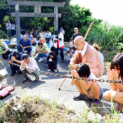 Praying for life-saving cave and peace at Shiohira Gongen Festival