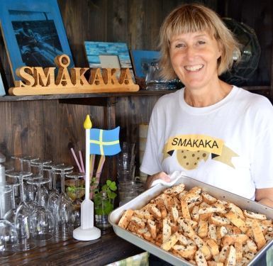Swedish emigrant to Kumejima turns Okinawan old house into North European restaurant