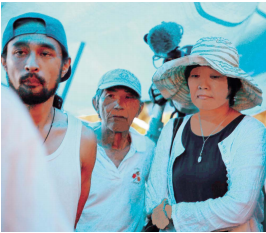Helipad construction protestors surprised by First-Lady Akie Abe’s Takae visit