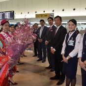 Airlines send Okinawan cherry blossoms all around Japan