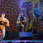 Tetsuya Komuro collaborates with Ryukyu performing arts, saying Okinawa has good materials
