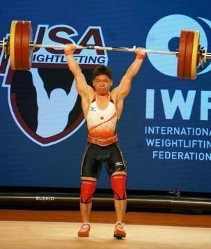 Yoichi Itokazu wins silver medal at World Weightlifting Championships, heralded as a “salvation for Japan”