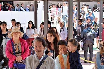 Tourism to Okinawa last year reached 93.9 million people, exceeding that to Hawaii