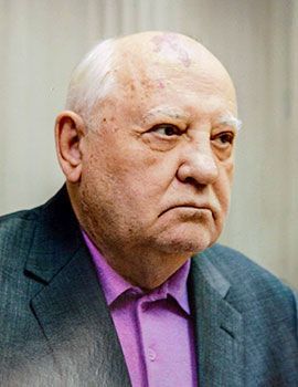 Mikhail Gorbachev sends message of support to the Okinawan anti-base struggle and urges that truth be disclosed about nuclear weapons in Okinawa