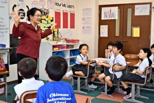 Okinawa International School starts offering Shimakutuba classes