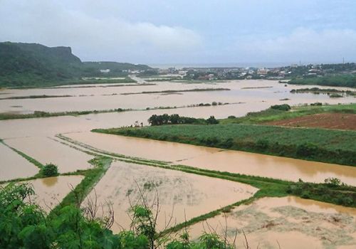 Photo Gallery: Once in 50-year deluge hammers Yonaguni Island