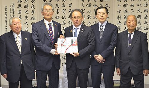 Taiwan donates to Okinawa, optimistic on timber sourcing for Shuri Castle