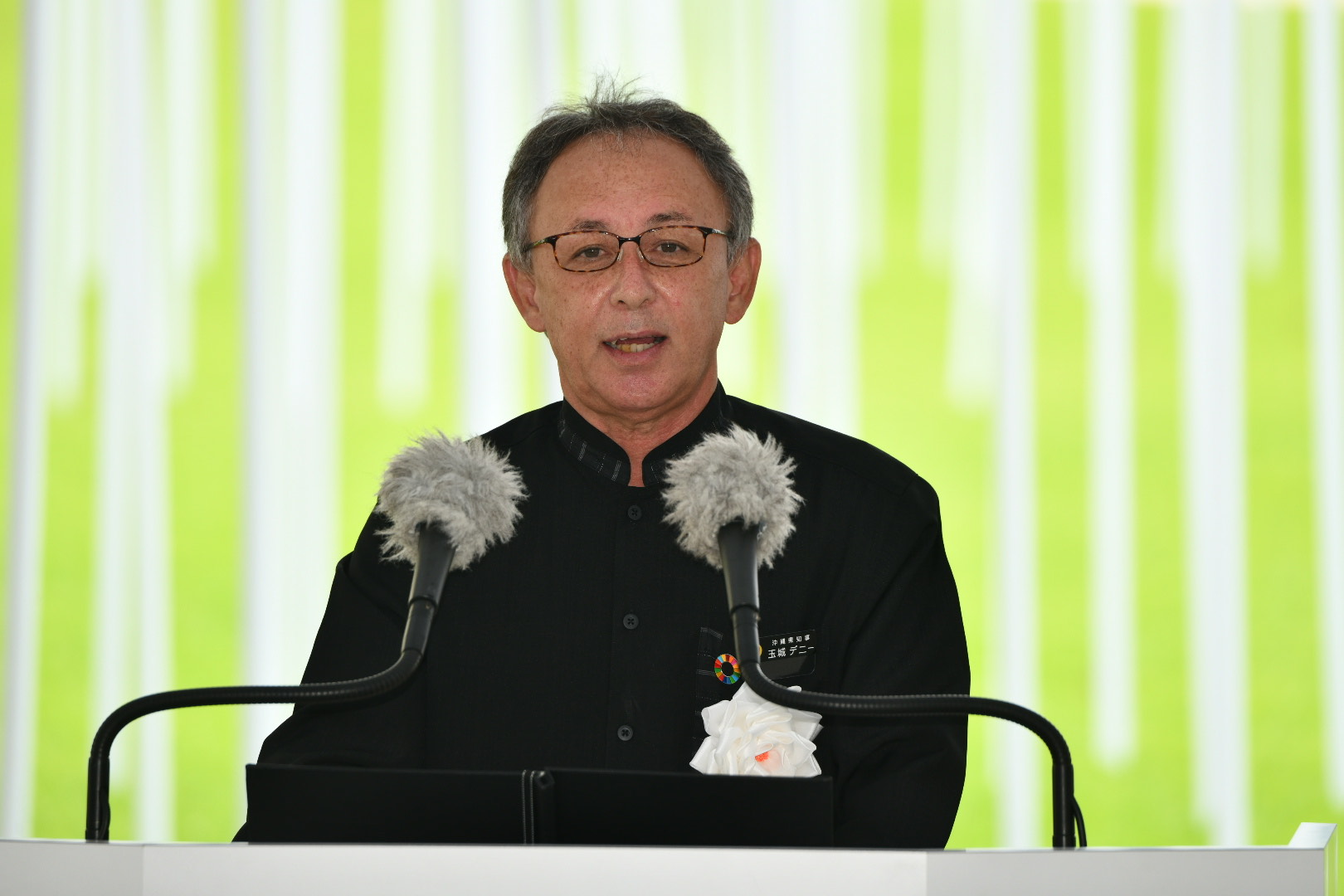 Gov. Denny Tamaki vows to work for world peace on Okinawa Memorial Day