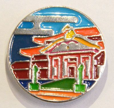 Okinawa Association of Corporate Executives releases “Shuri Castle Badge” for sale, saying they, “want to build momentum for reconstruction”